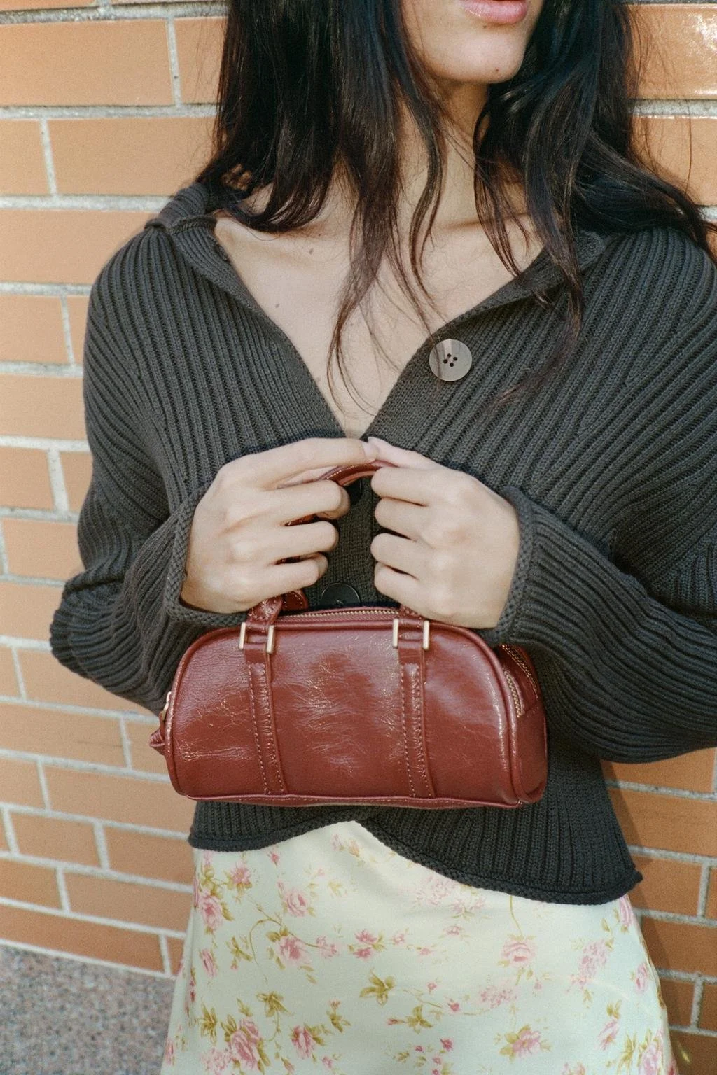 Elegant Zipper Bowling Bag with Crossbody Strap