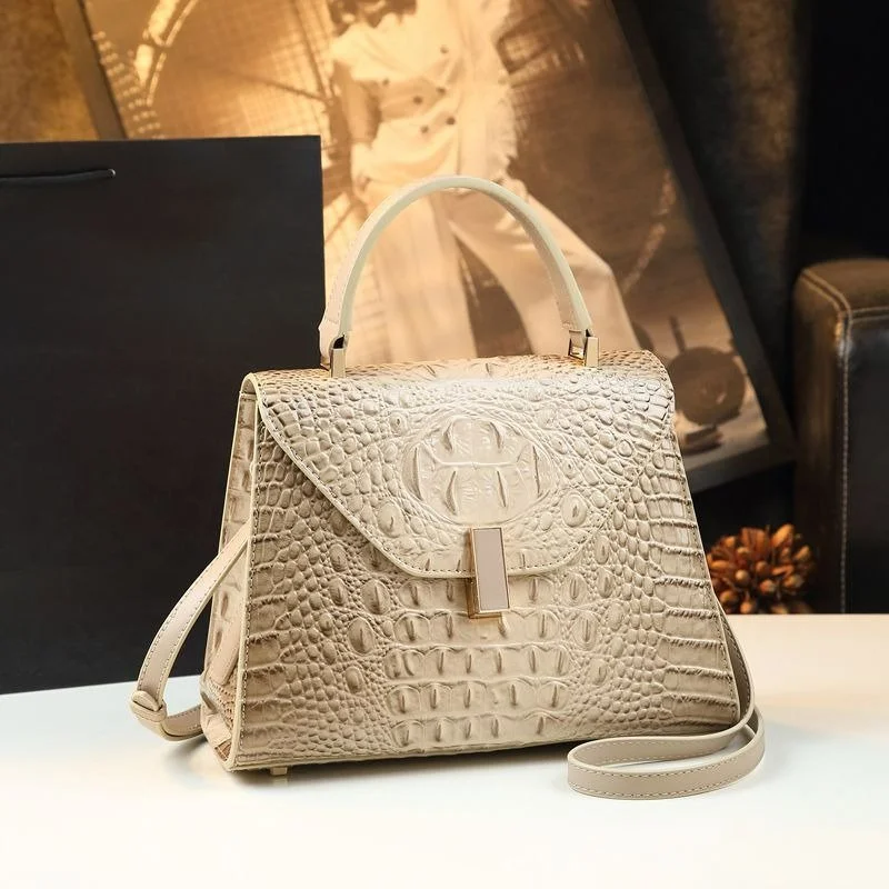 Fashionable Crocodile Pattern Small Square Handbag