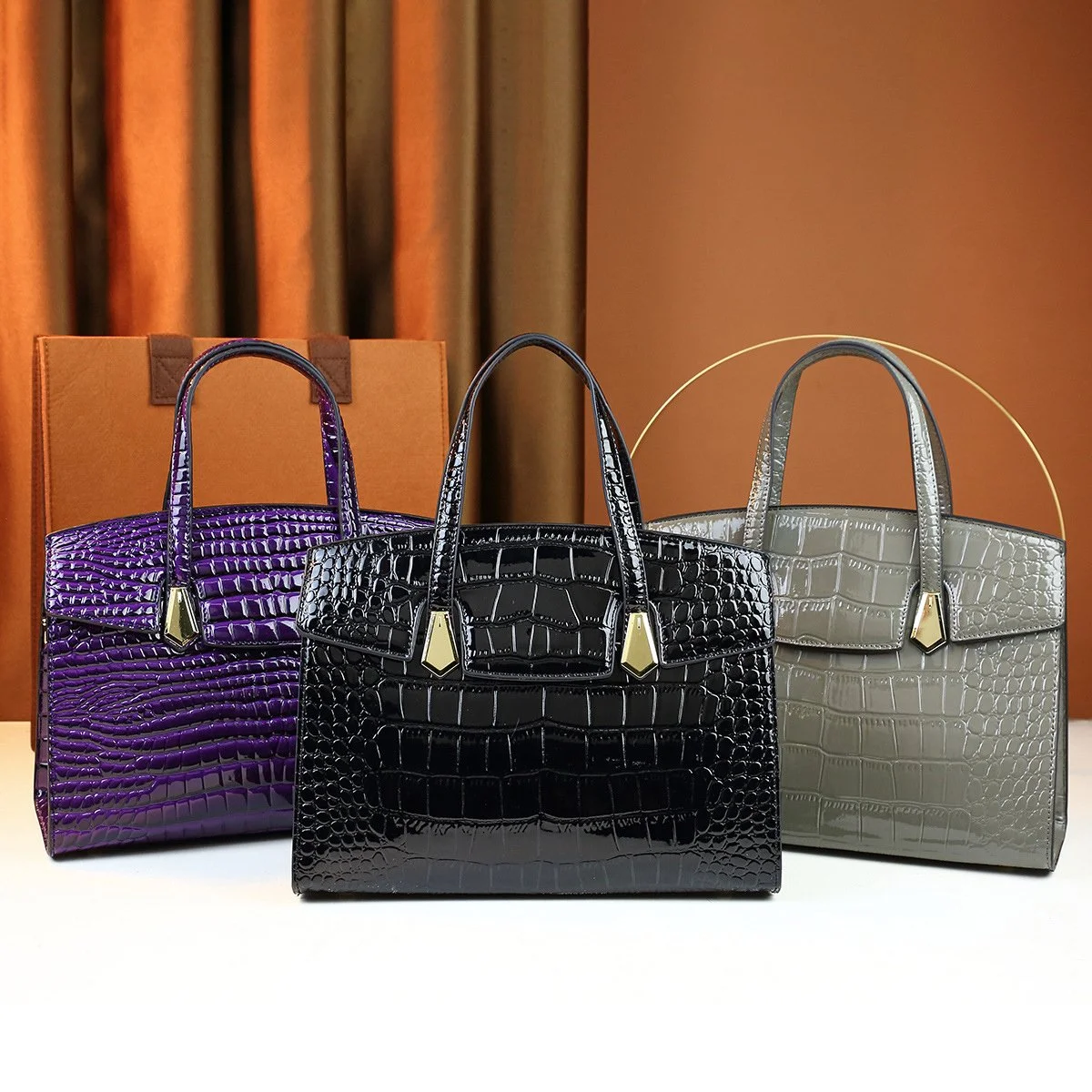 Elegant Patent Leather Crocodile Pattern Women's Tote Bag