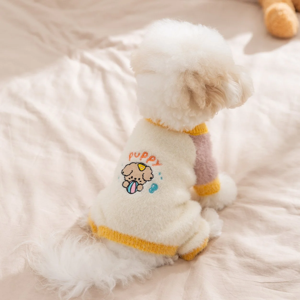 Plush Four-Leg Pet Jumpsuit Sweater — Cozy Autumn/Winter Outfit for Cats & Dogs