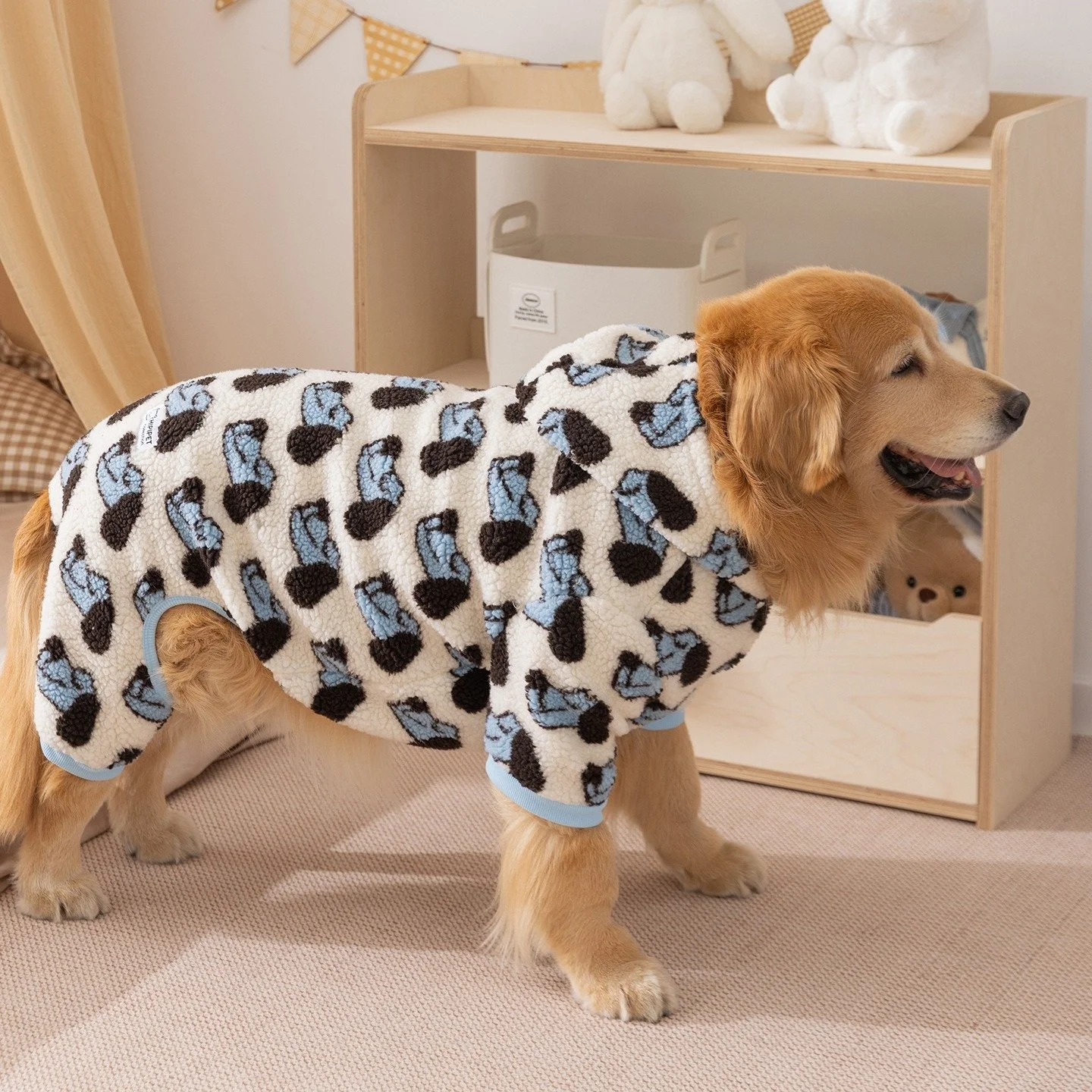 Large Dog Fleece Sweatshirt – Four-Legged Warm Pet Jumpsuit for Big Dogs
