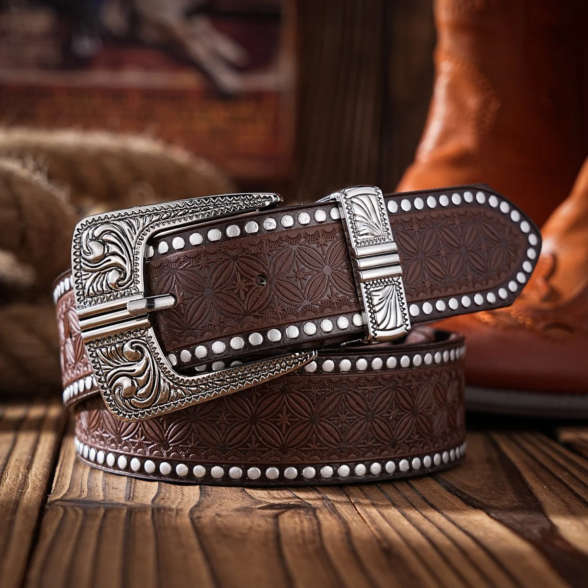Unisex Retro Western PU Belt with Metal Buckle