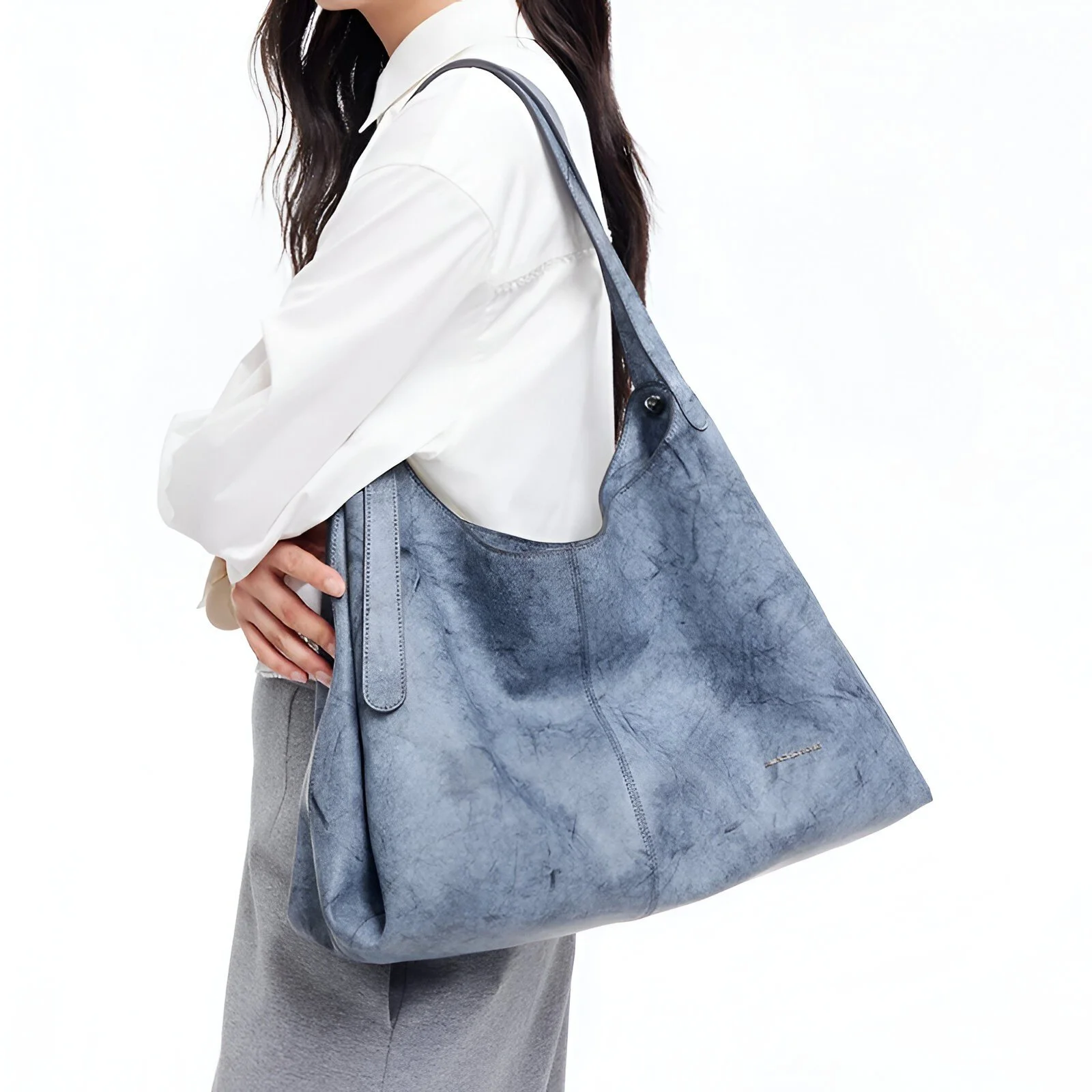 Stylish Leather Tote Bag – Chic & Spacious Everyday Handbag
