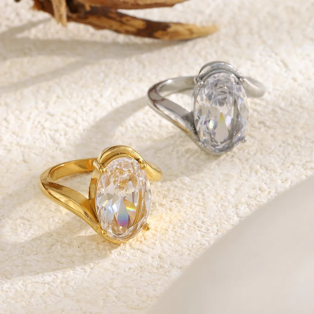 Asymmetric Gold Plated Zircon Ring for Women