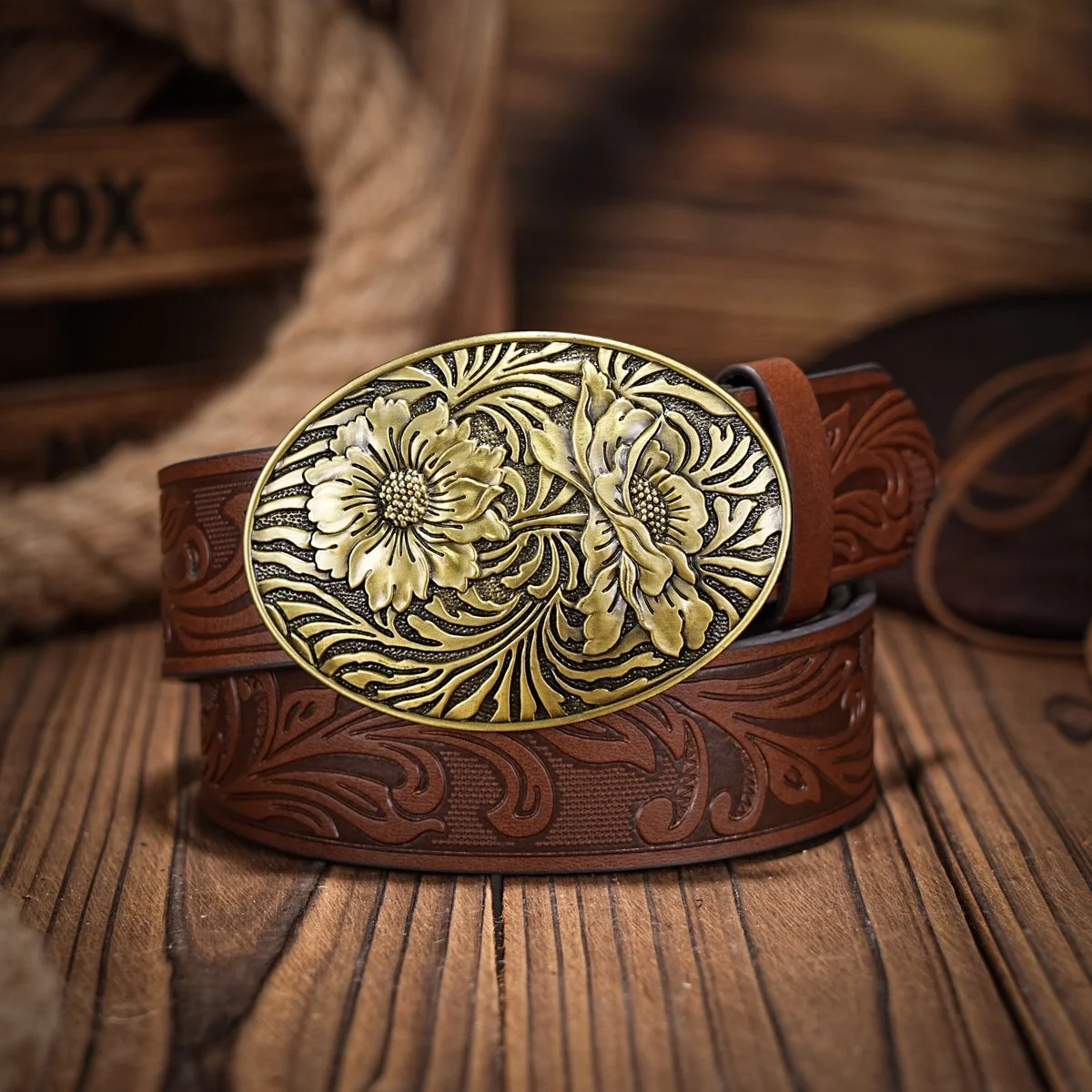 Unisex Retro Western PU Leather Belt with Metal Buckle