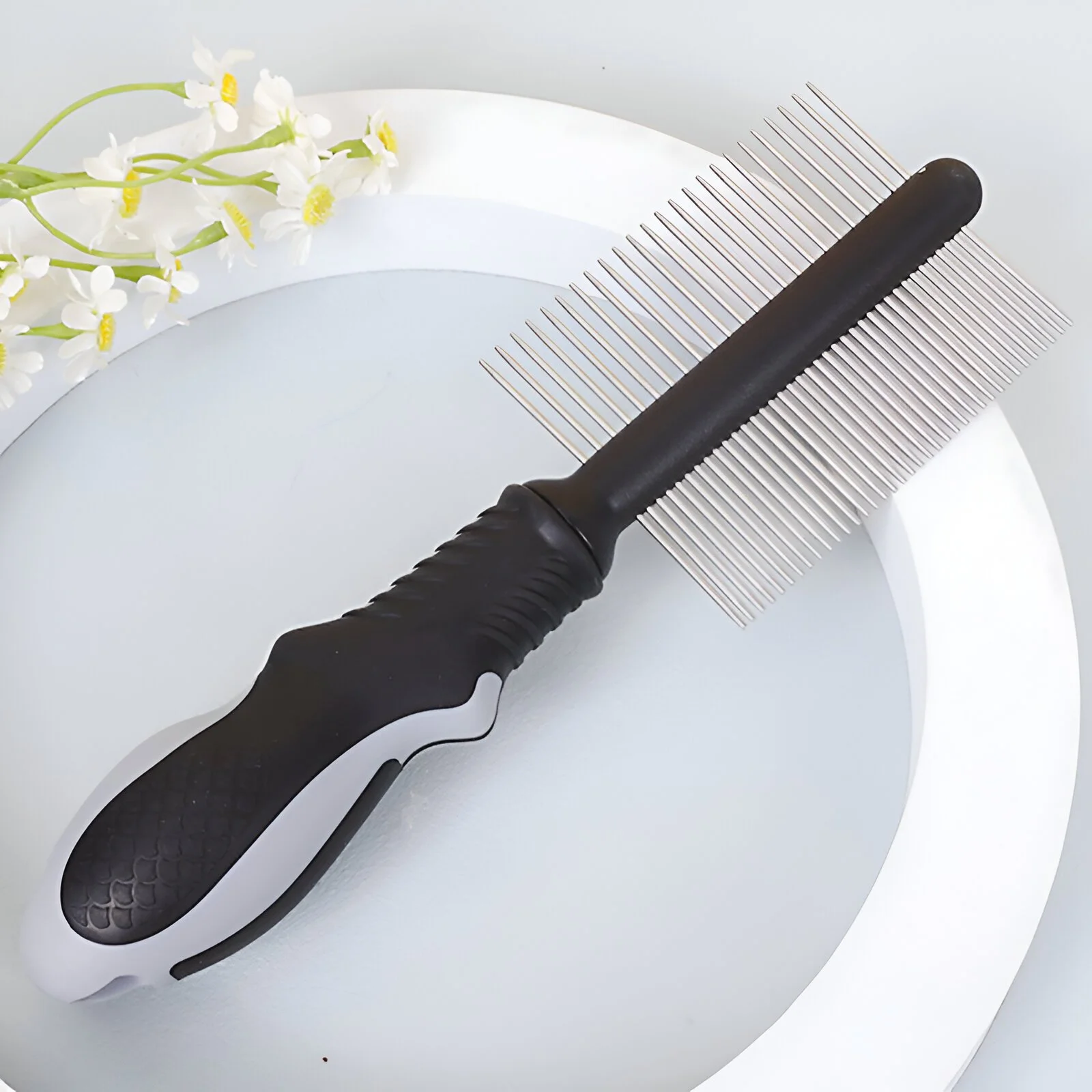 Double-Sided Dog & Cat Grooming Brush – Comfortable Handle & Dense Teeth