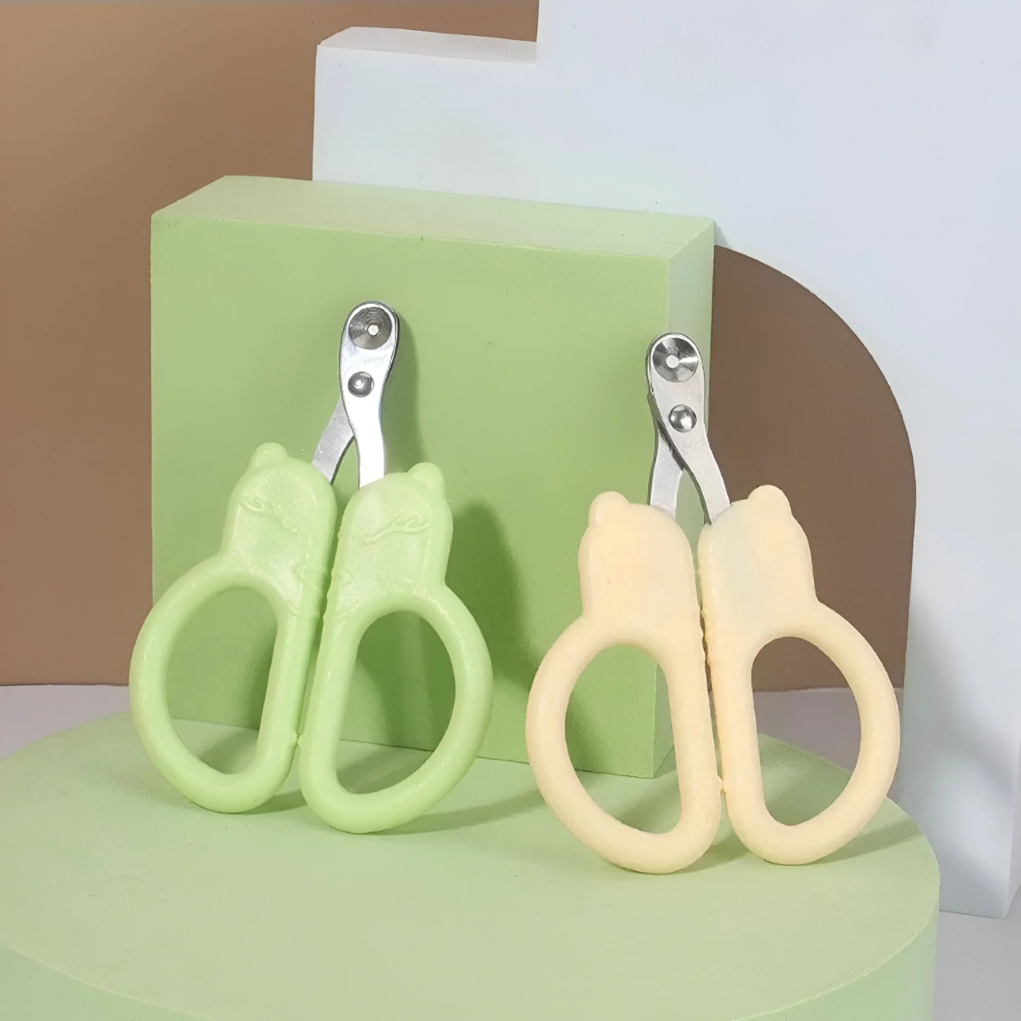 Cat Nail Clippers – Professional Pet Nail Trimmer for Safe & Easy Grooming
