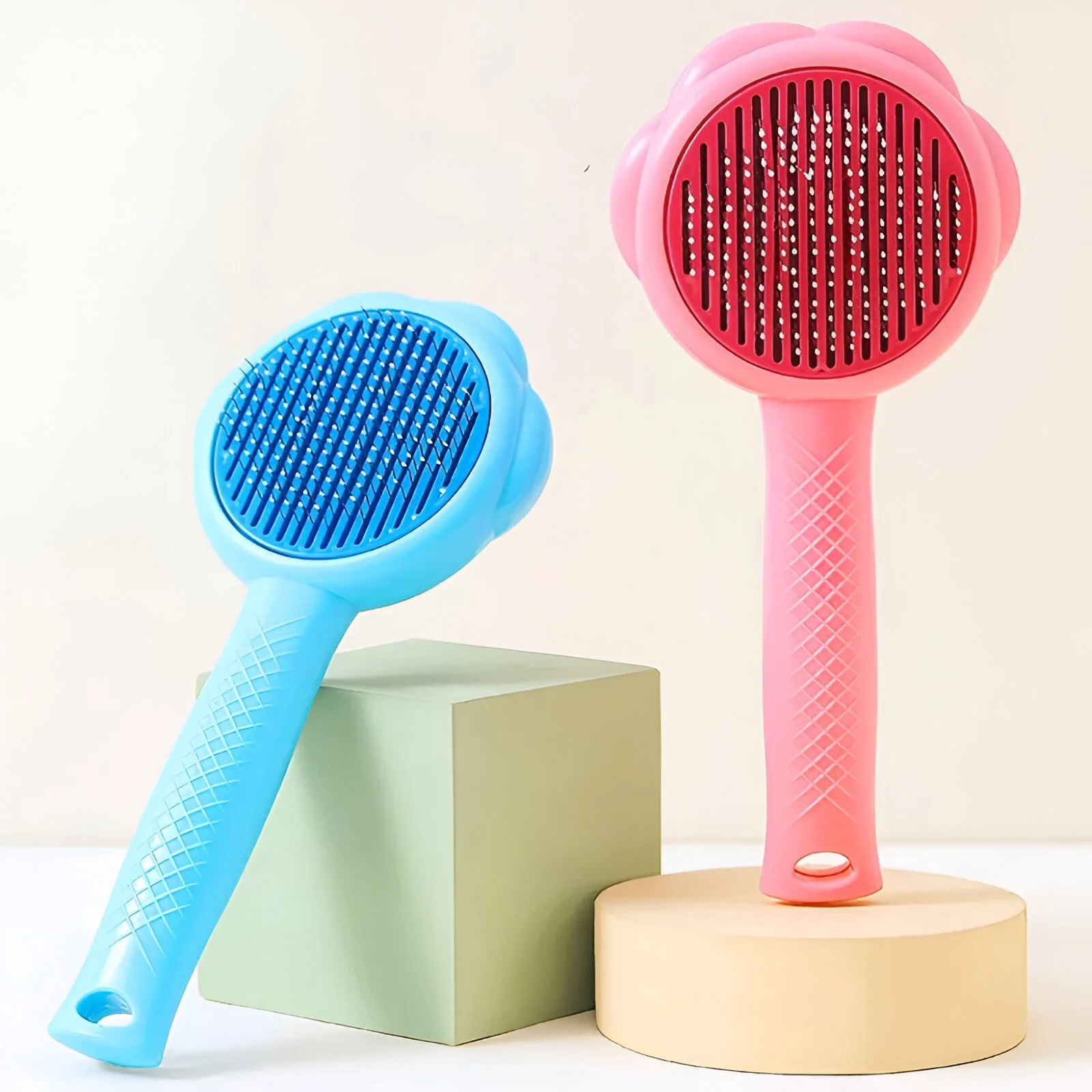 Self-Cleaning Pet Brush for Dogs and Cats – One Button Hair Remover