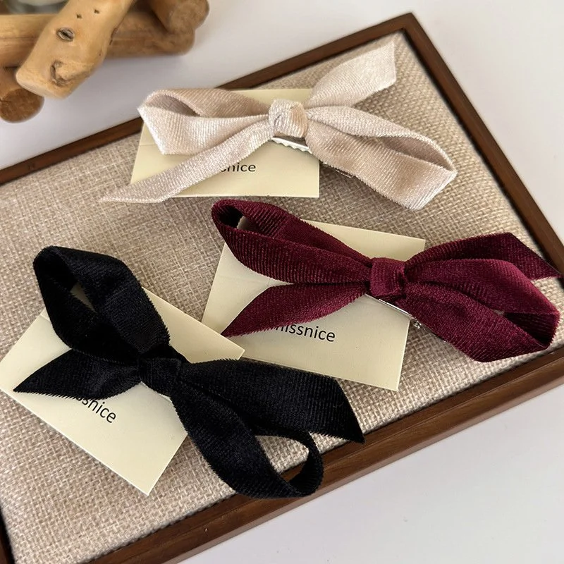 Elegant Vintage Velvet Bow Hair Clip – Exquisite Fashion Hair Accessory