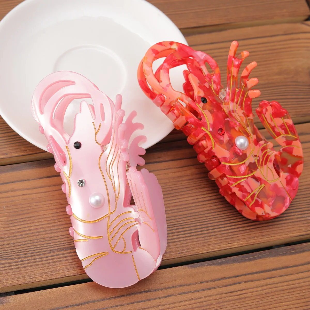 Shrimp Pearl Hair Claw – Red, Brown & Pink Accessory