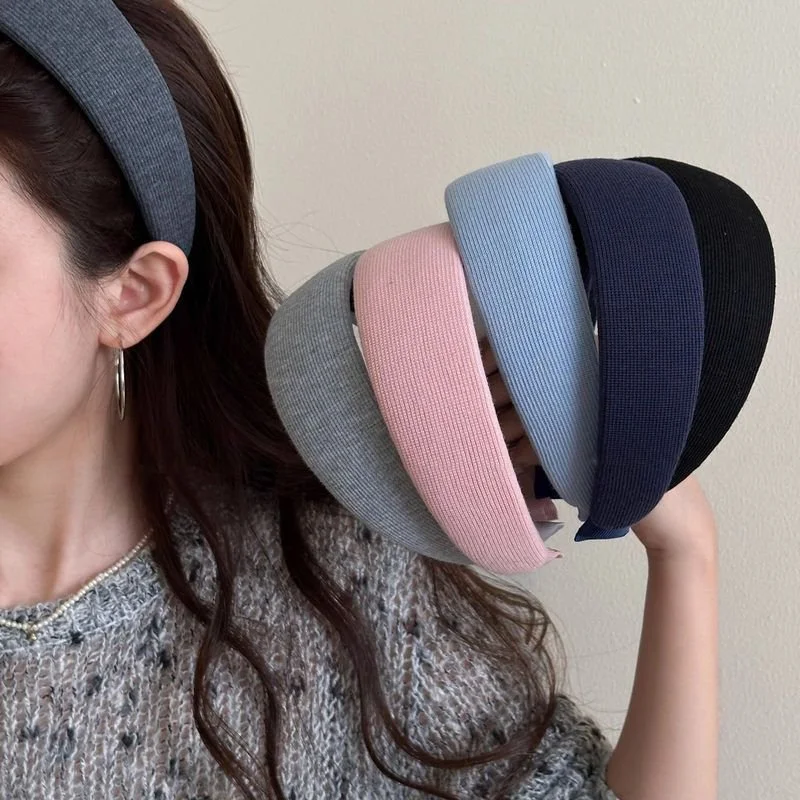 Retro Solid Color Wide Knit Headband – Soft, Stylish & Comfortable