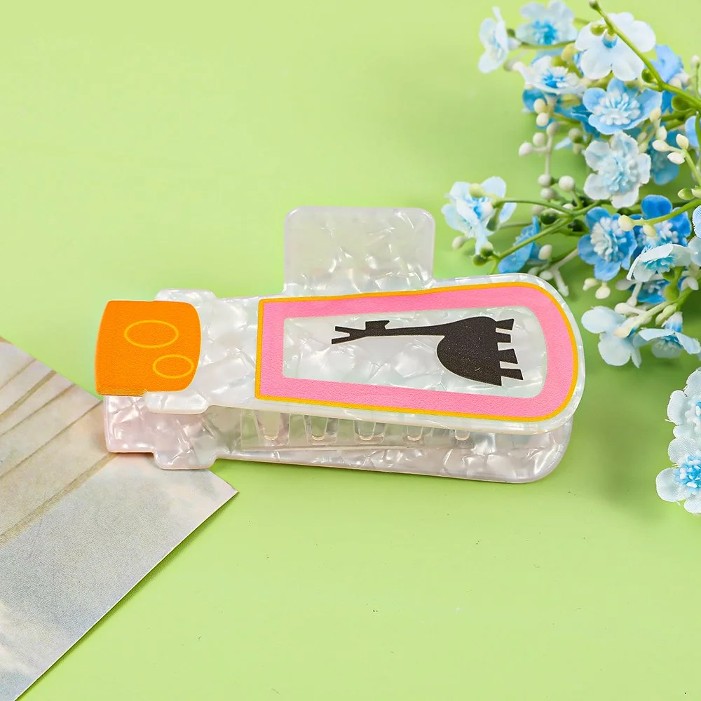 Adorable Transparent Giraffe Hair Clips – Sweet & Playful Style Accessory