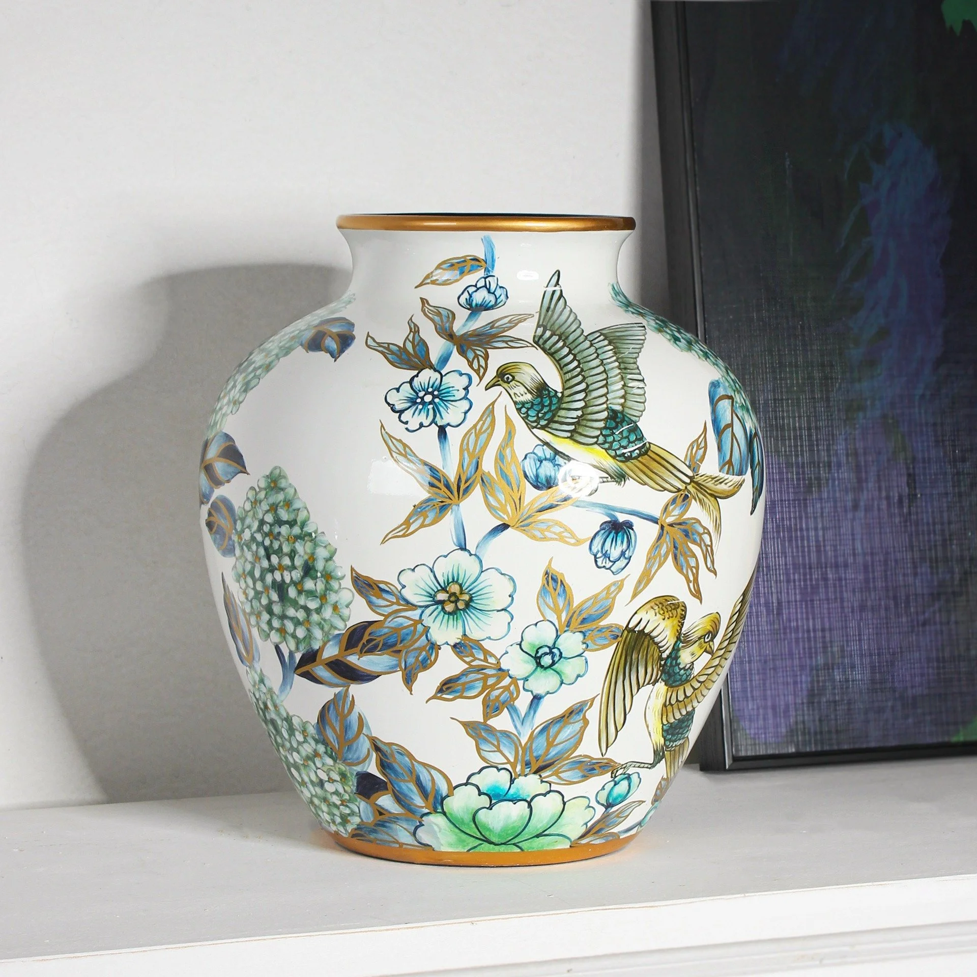 Chinese Blue and White Porcelain Flower Vase – Ceramic Handicraft for Home Décor