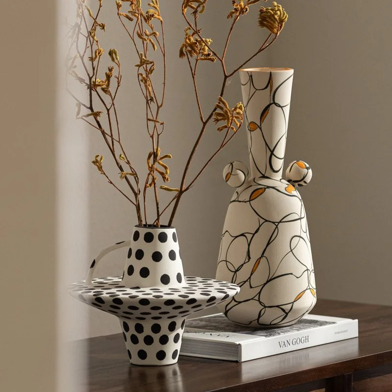 Wabi Sabi Ceramic Vase – Retro Home Décor for Tabletop Flower Arrangements