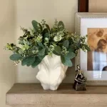 Modern 21cm White Ceramic Leaf Vase for Pampas Grass – Boho Minimalist Centerpiece