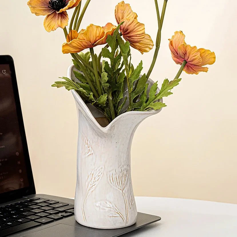 Nordic Ceramic Wave Vase – Minimalist Textured Centerpiece for Home Décor