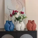 Abstract Hug Vase Set – Modern Ceramic Embrace Figurine for Dried Flowers