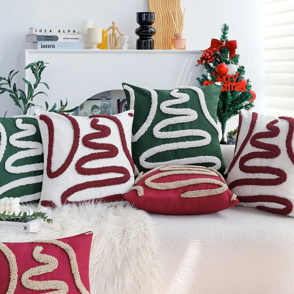 Boho Christmas Tufted Pillow Cover 18x18