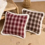 Christmas Plaid Throw Pillow Cover – Retro Holiday Cushion for Sofa & Bed, 18x18in