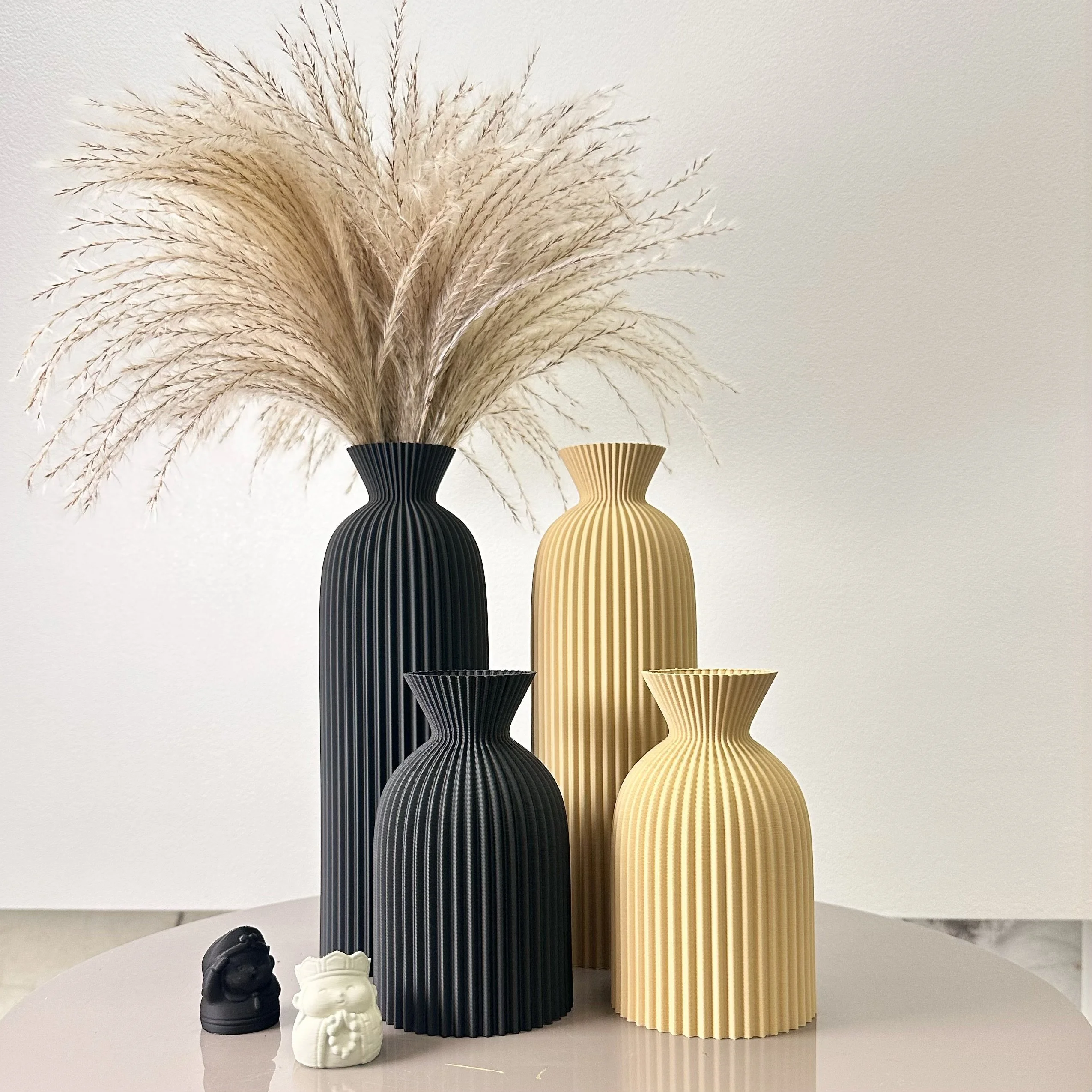 2-Piece Wavy Pattern Dried Flower Vase Set