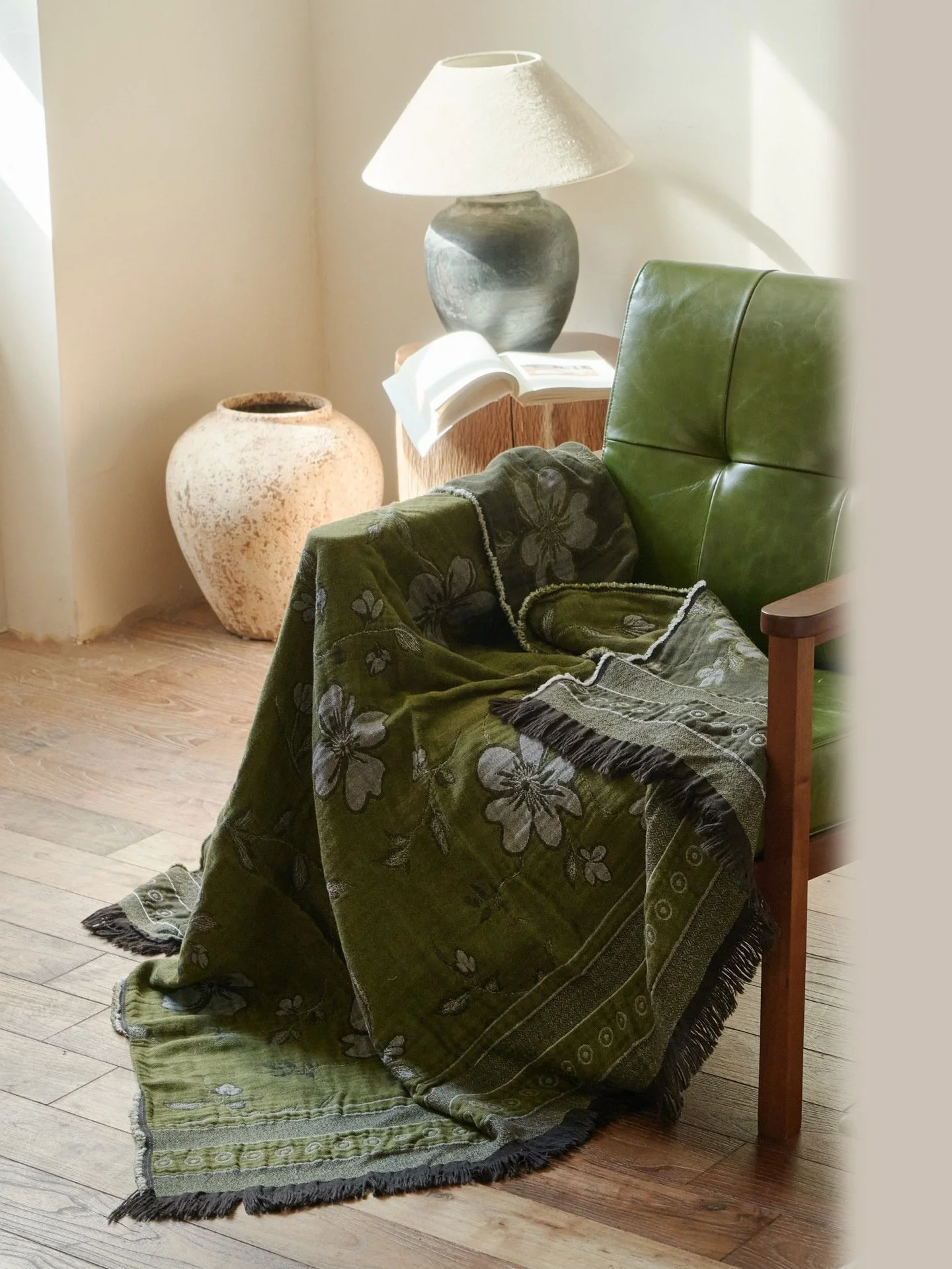 Cotton Jacquard Tassel Throw Blanket for Sofa, Bed & Travel