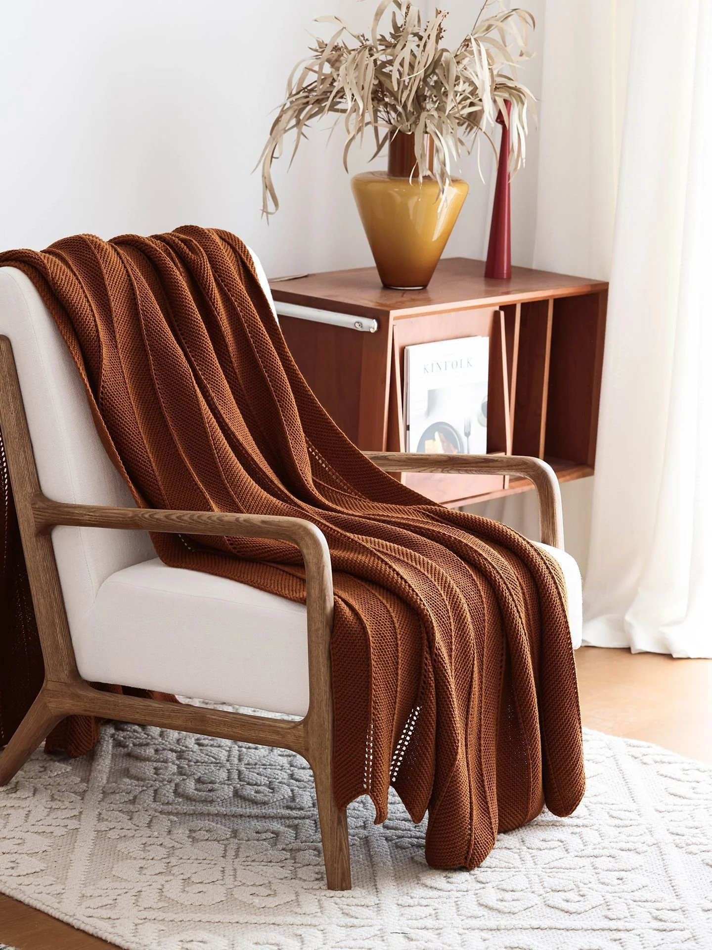 Brown & Ivory Knitted Throw Blanket – Cozy Retro Sofa & Bed Cover