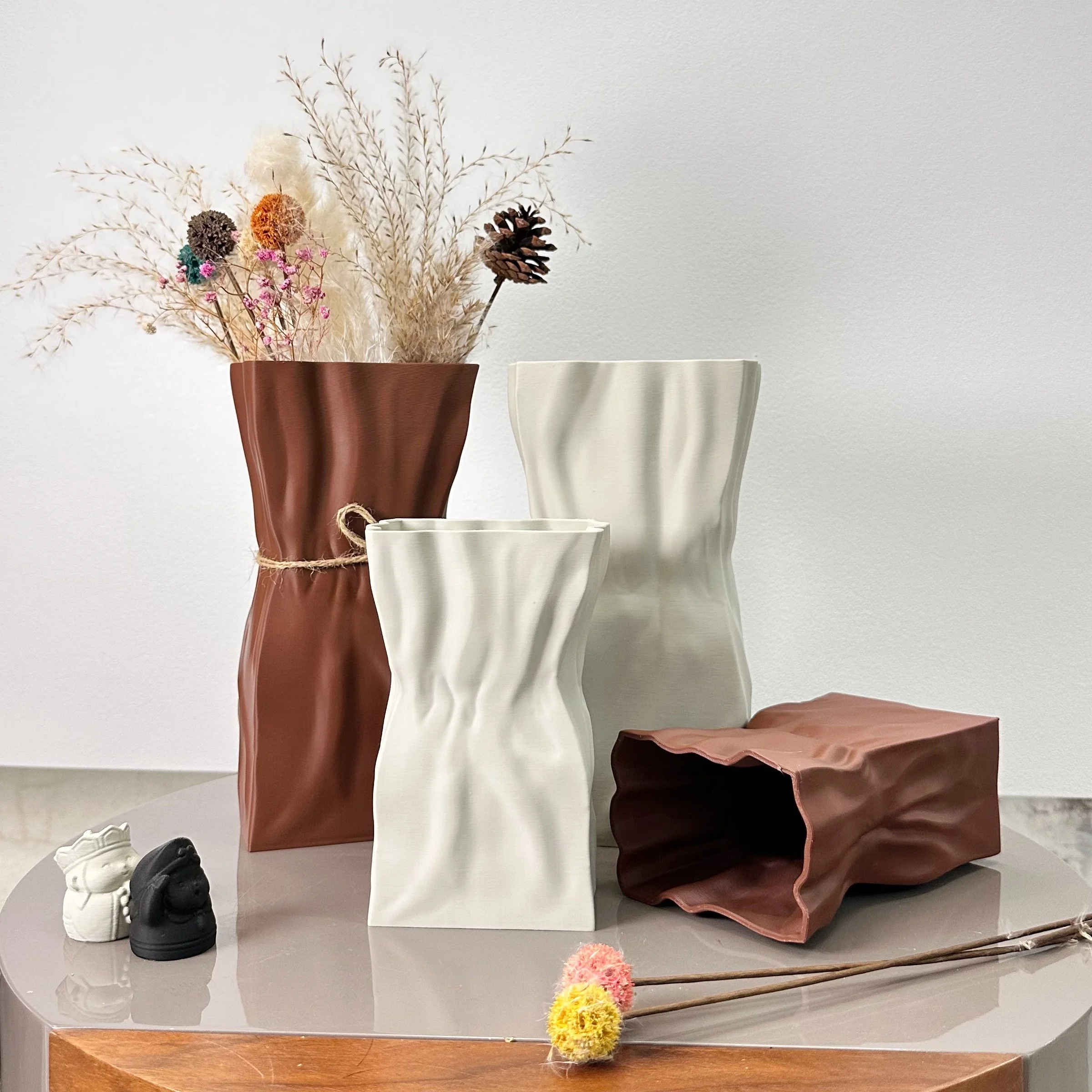 2-Piece Multi-Color Scandinavian Pleated Paper Bag Vases