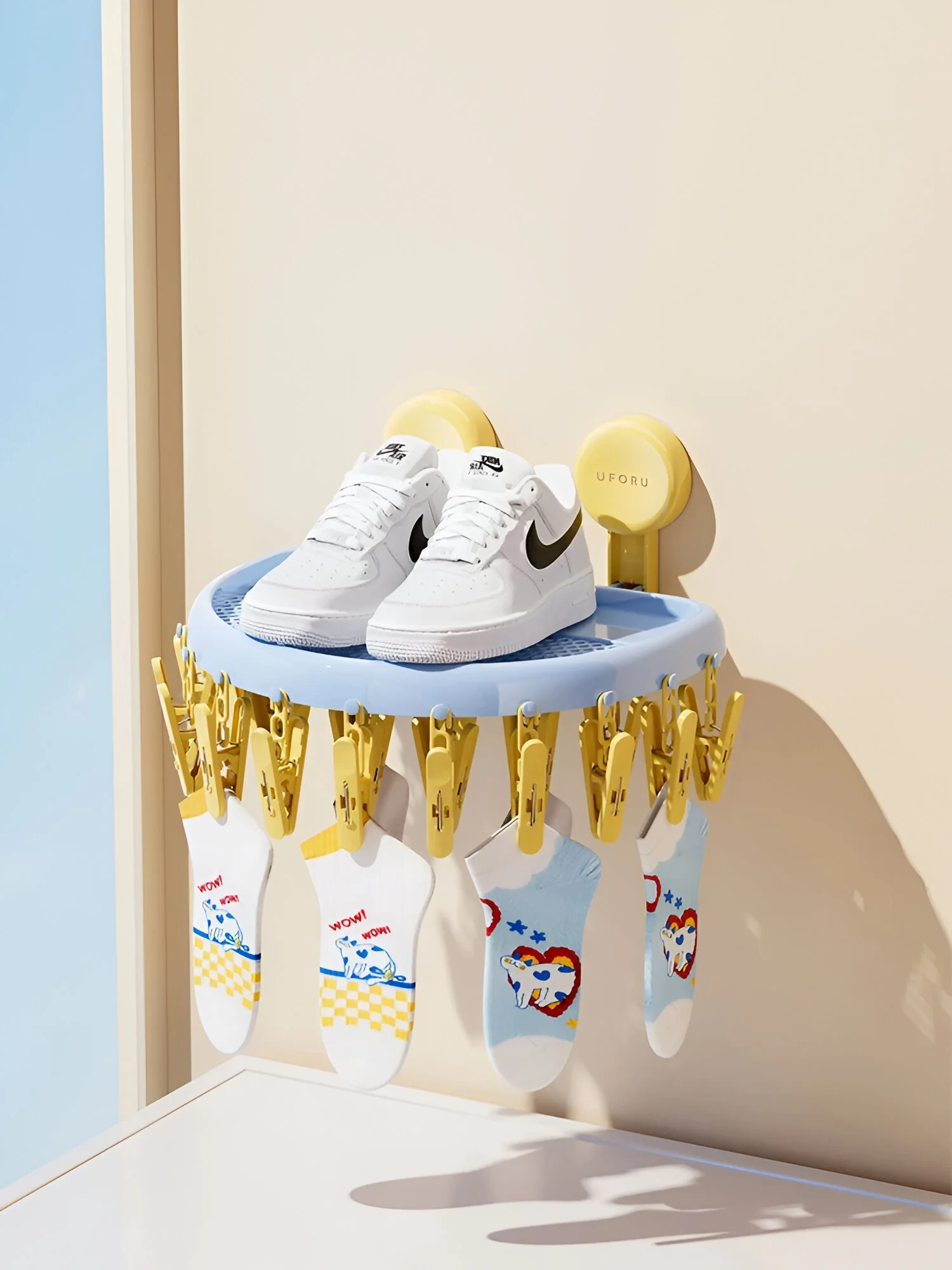 Foldable Wall-Mounted Sock & Small Item Drying Rack with Color Clips