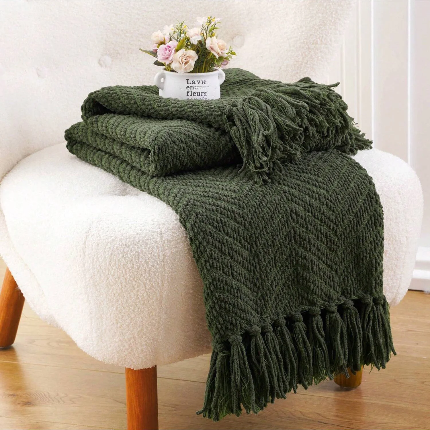 Soft Chenille Knitted Throw Blanket for Couch & Bed – Decorative Plaid Sofa & Bedspread