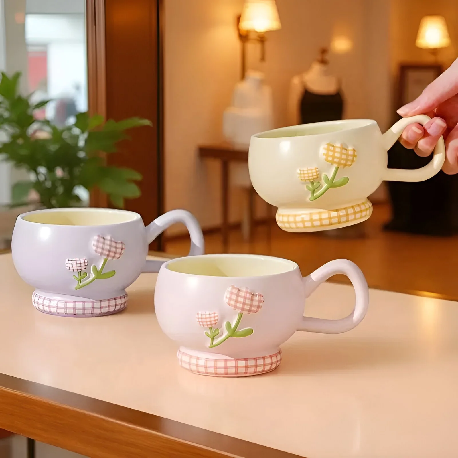 European Tulip Ceramic Coffee Mug – Elegant Cup for Couples