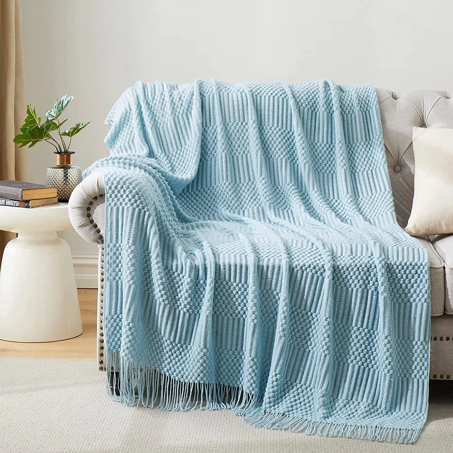 Blue Nordic Knit Throw Blanket with Tassels – Soft Sofa & Bed Plaid