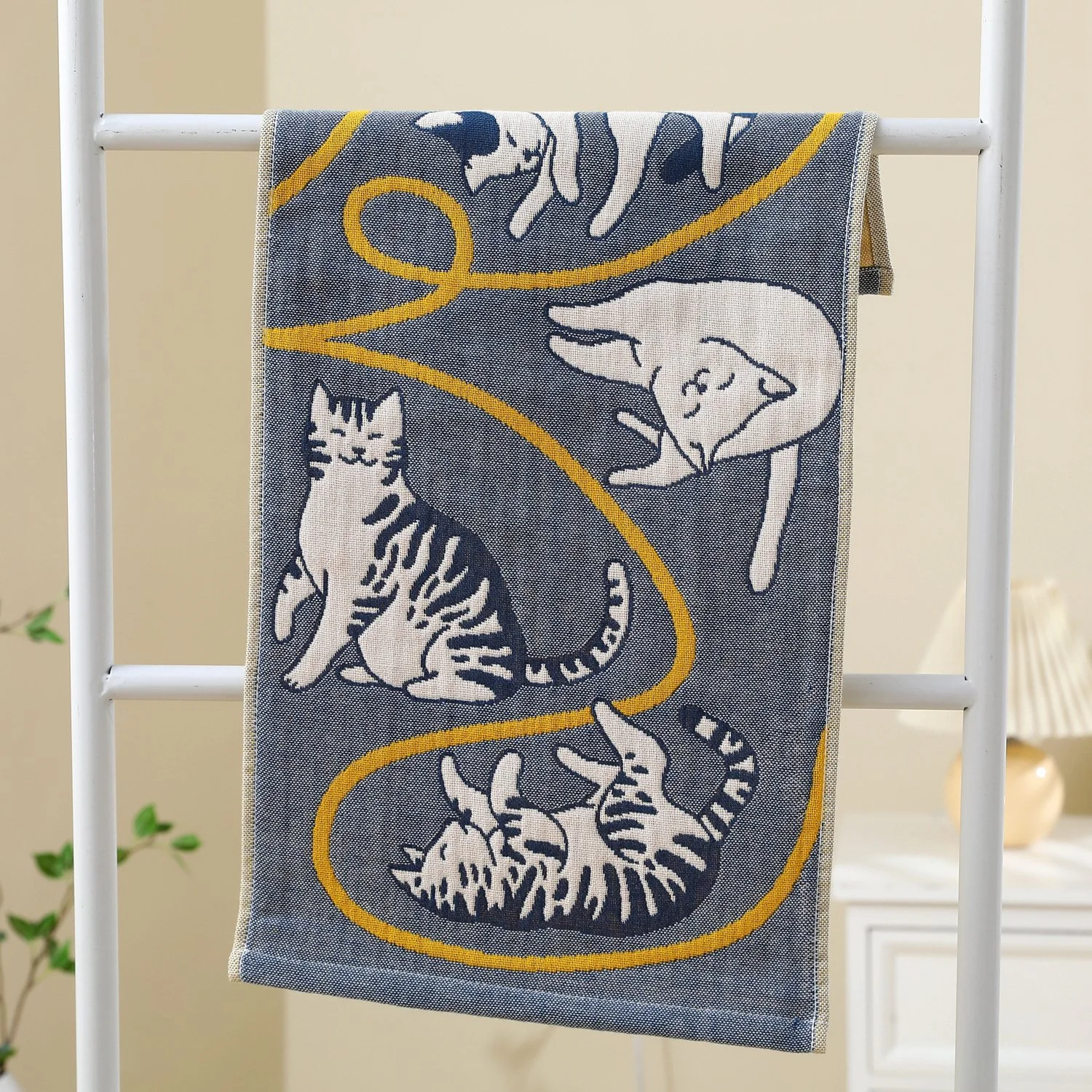 Cat Face Cotton Gauze Towel Set – Soft Cartoon Bath Towels for Kids & Adults
