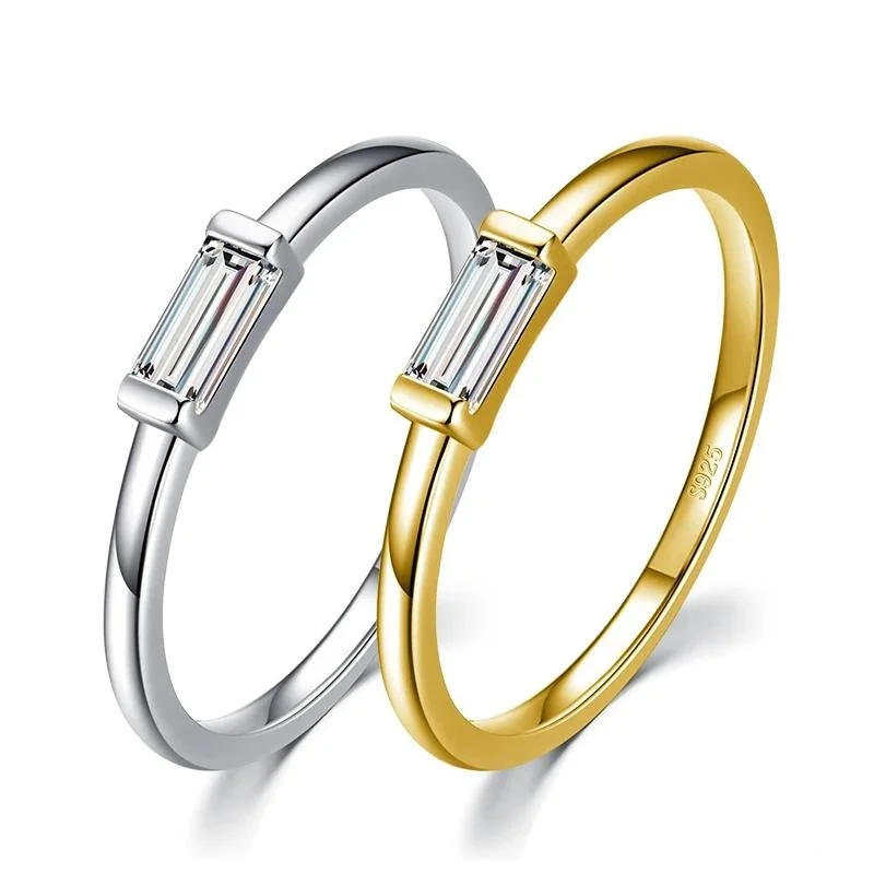 Elegant 925 Sterling Silver Emerald-Cut CZ Wedding Ring