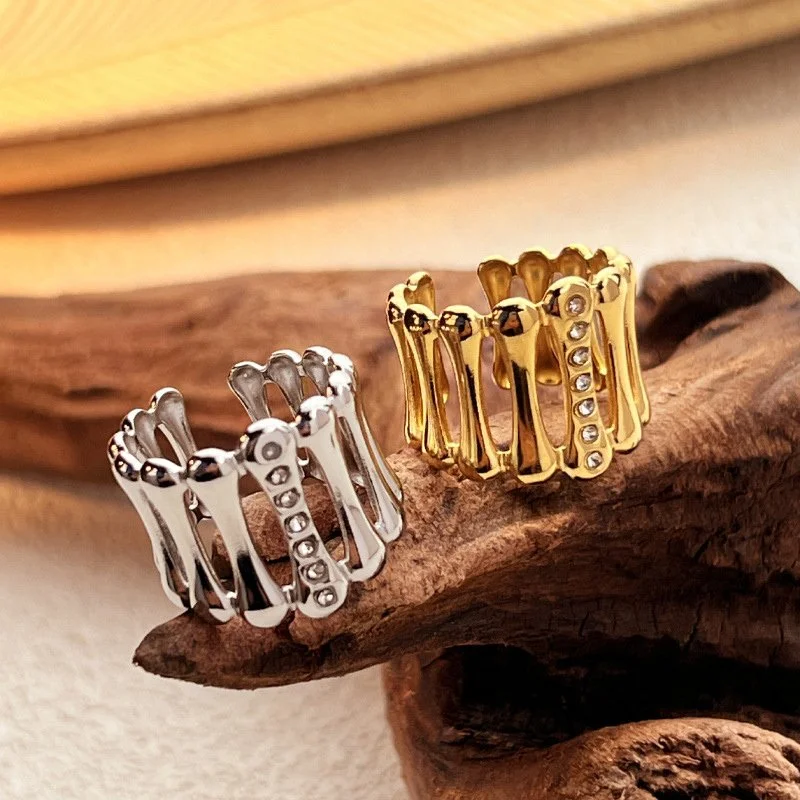 Geometric Hollow Stainless Steel Zircon Ring – Versatile Daily Jewelry