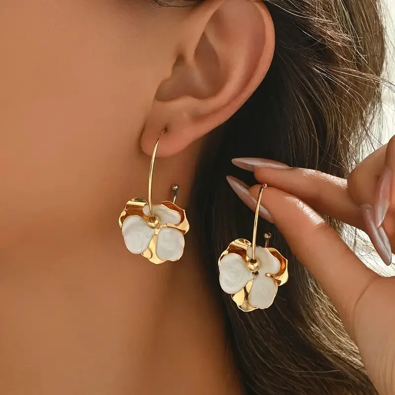 Vintage White Enamel Flower Drop Earrings Gold Plated for Women