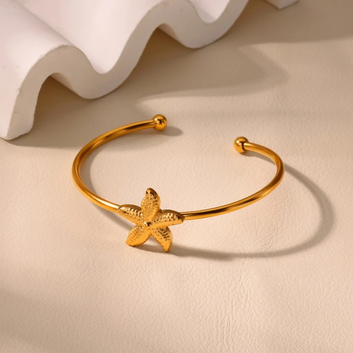 Vintage Starfish Gold Bangle for Women