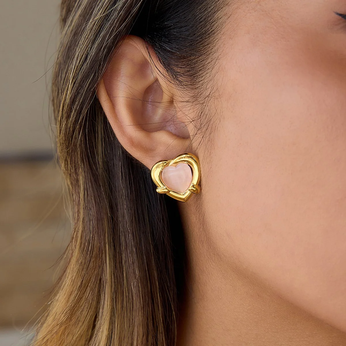 Sweet Cat Eye Heart Earrings 18K Gold Plated Hypoallergenic Studs