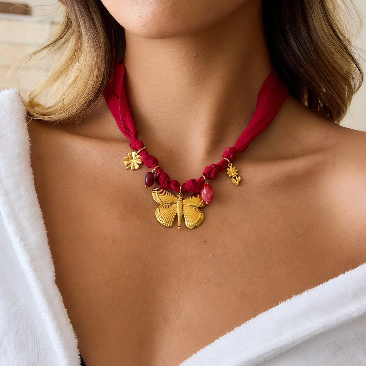 Butterfly Clover Natural Stone Pendant Necklace
