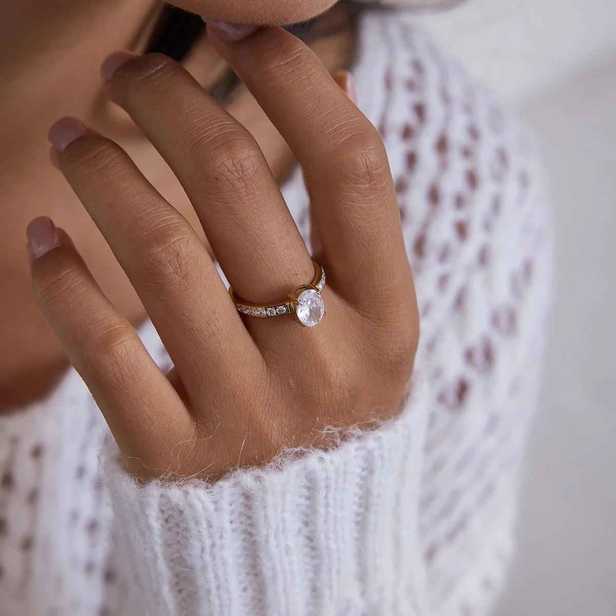 Elegant White Cubic Zirconium Ring for Women – Daily Fashion Jewelry