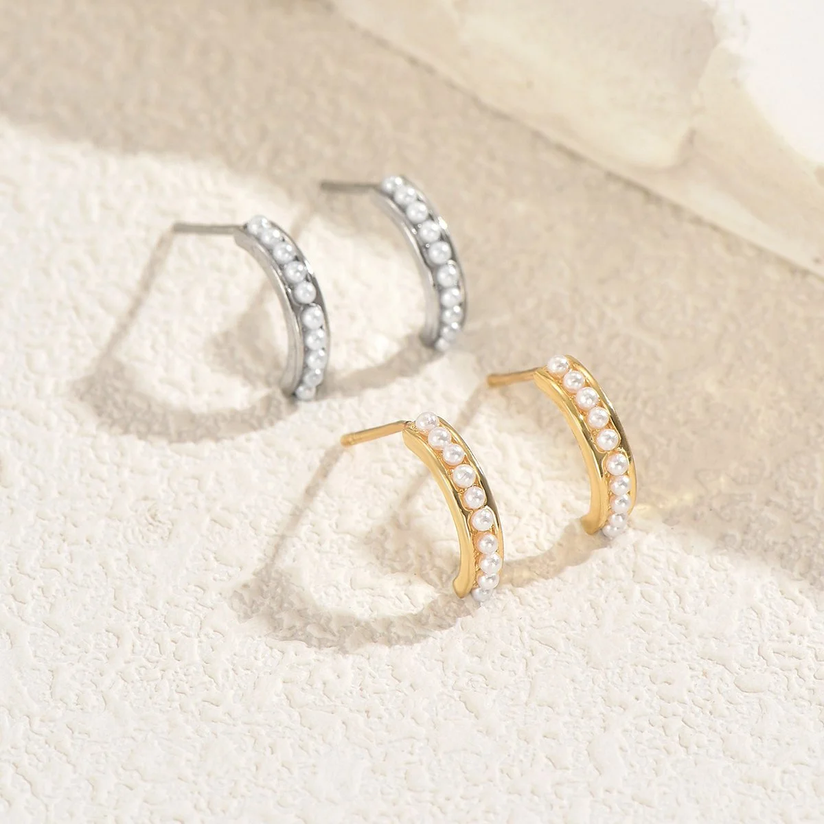 Minimalist Gold Imitation Pearl Stud Earrings for Women