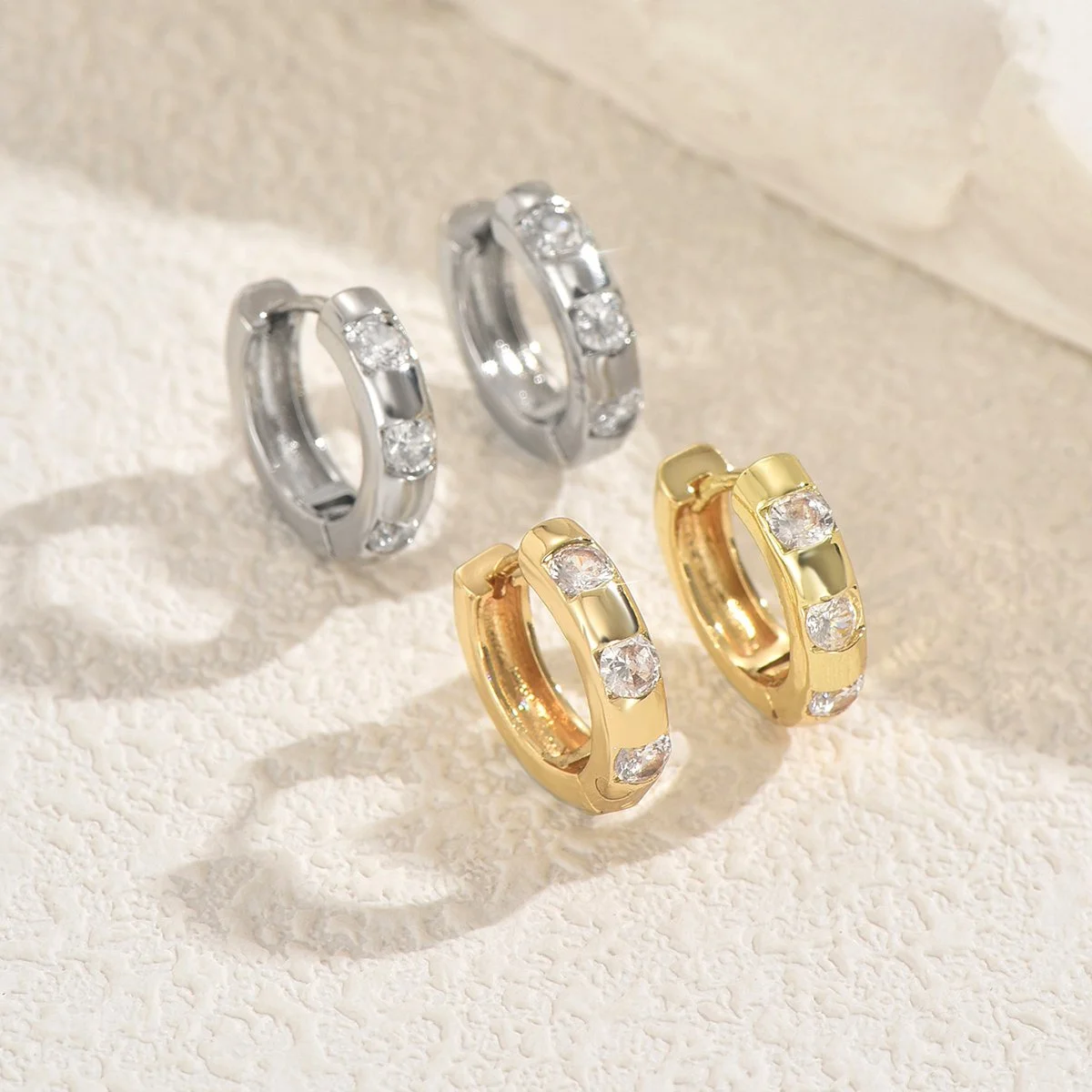 Shiny Zircon Hoop Earrings for Women – Elegant Round Sparkle Hoops