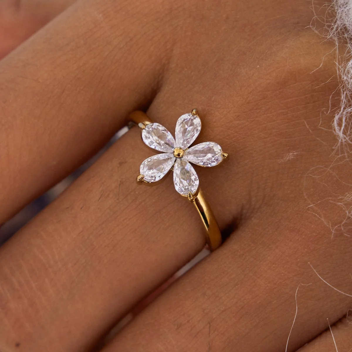 Five-Petal Zircon Flower Stainless Steel Ring for Women