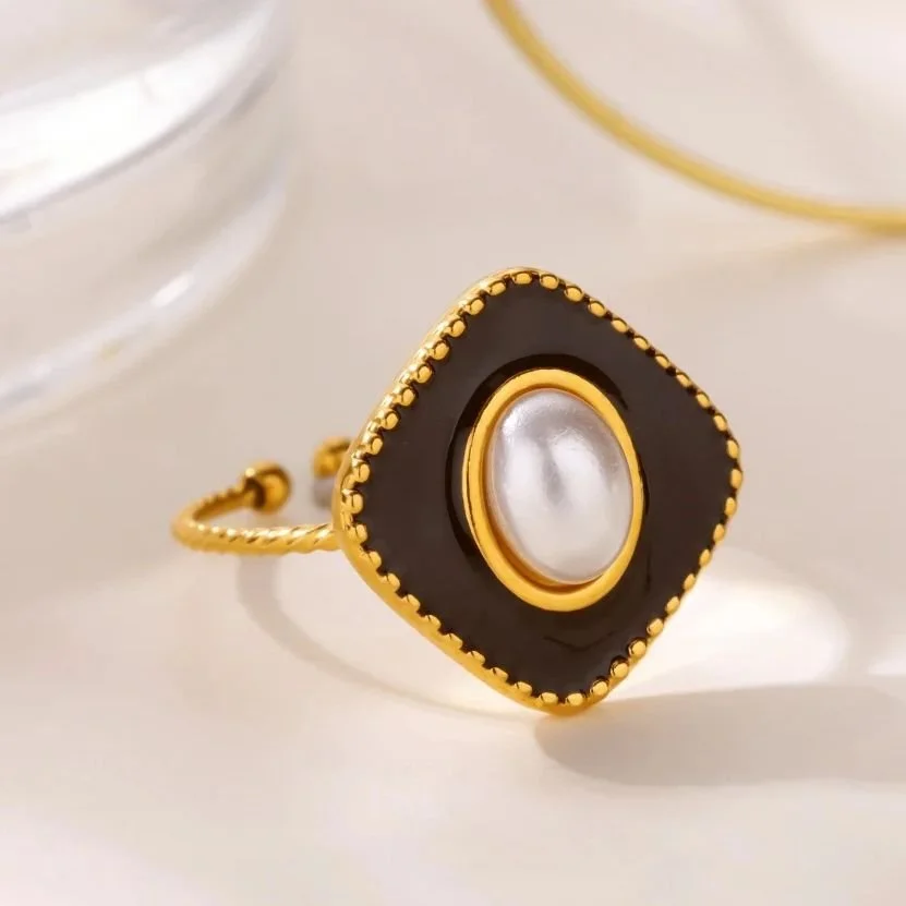 Gold Plated Vintage Pearl & Enamel Geometric Ring for Women