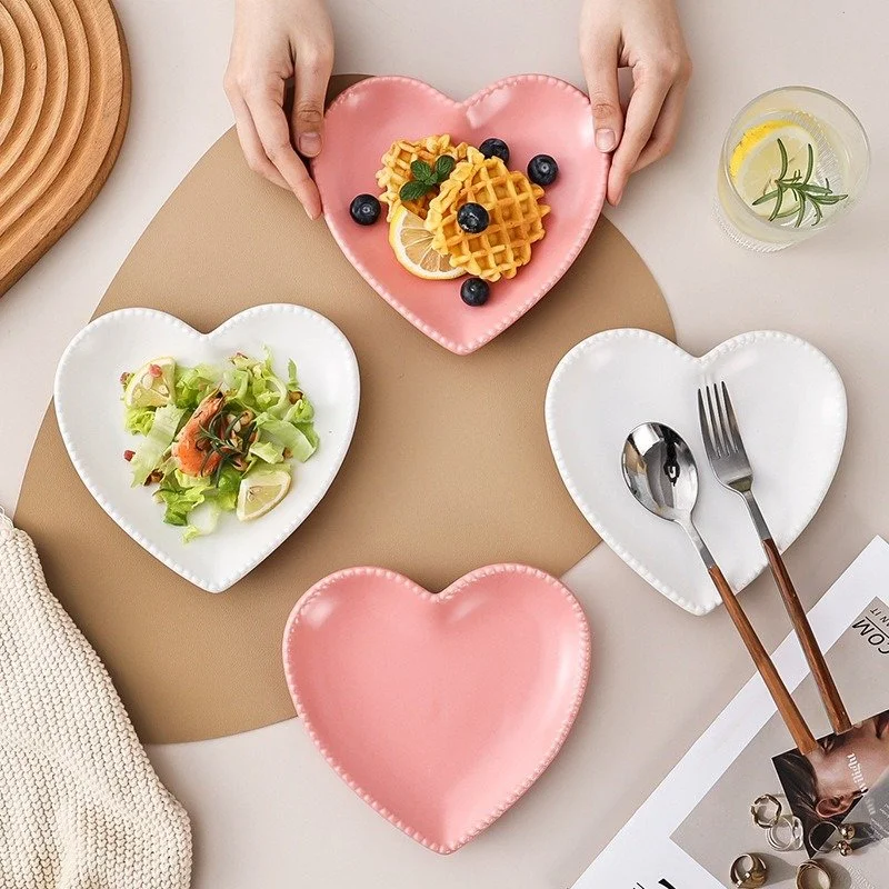 Heart-shaped Ceramic Plate - Creative Personalized Love Snack Dish for Home