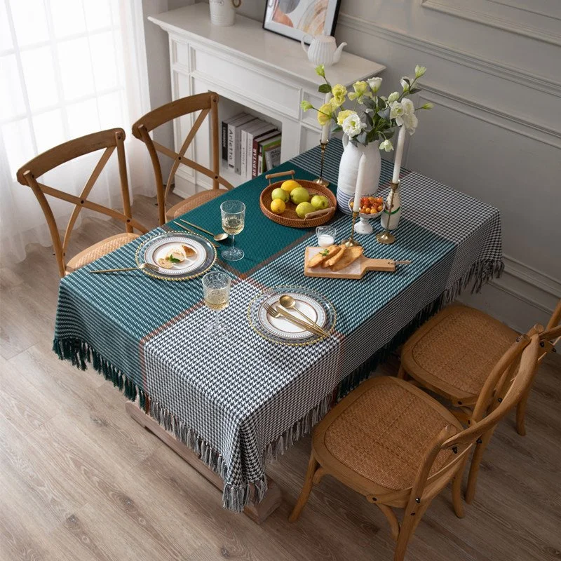 Modern Geometric Jacquard Tablecloth with Tassels – Elegant Dining & Sofa Cover