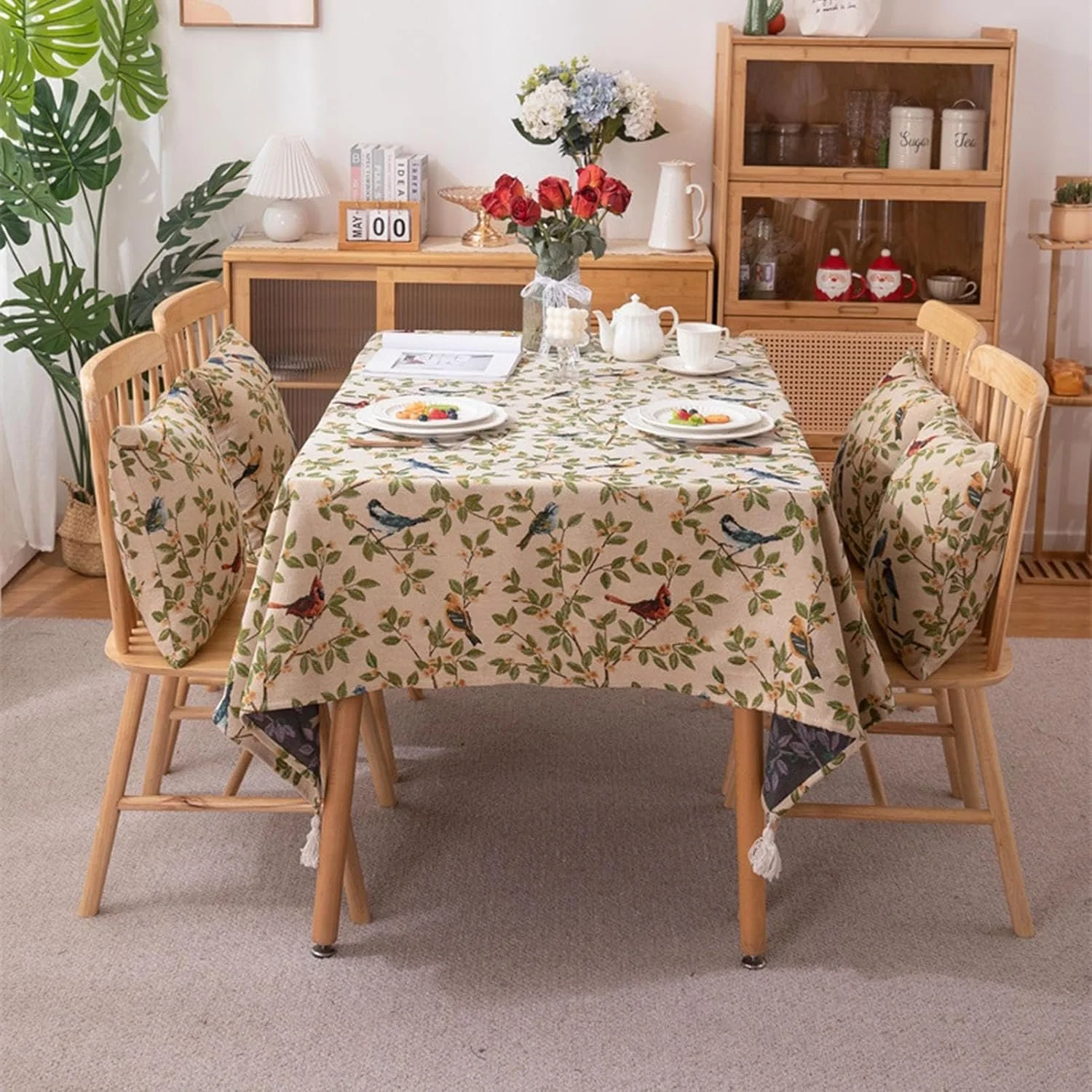 Elegant Pastoral Jacquard Tablecloth