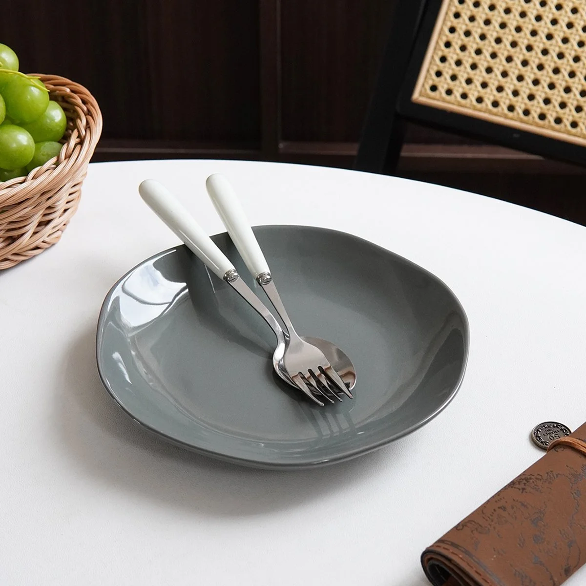 Gray Ceramic Dinner Plate with Asymmetrical Design – Modern Round Dining Plate
