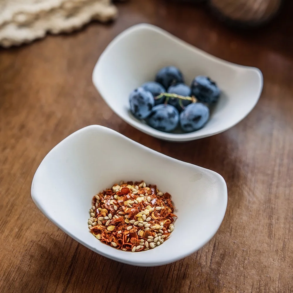 Creative Porcelain Sauce and Condiment Dish – Elegant Ceramic Tableware