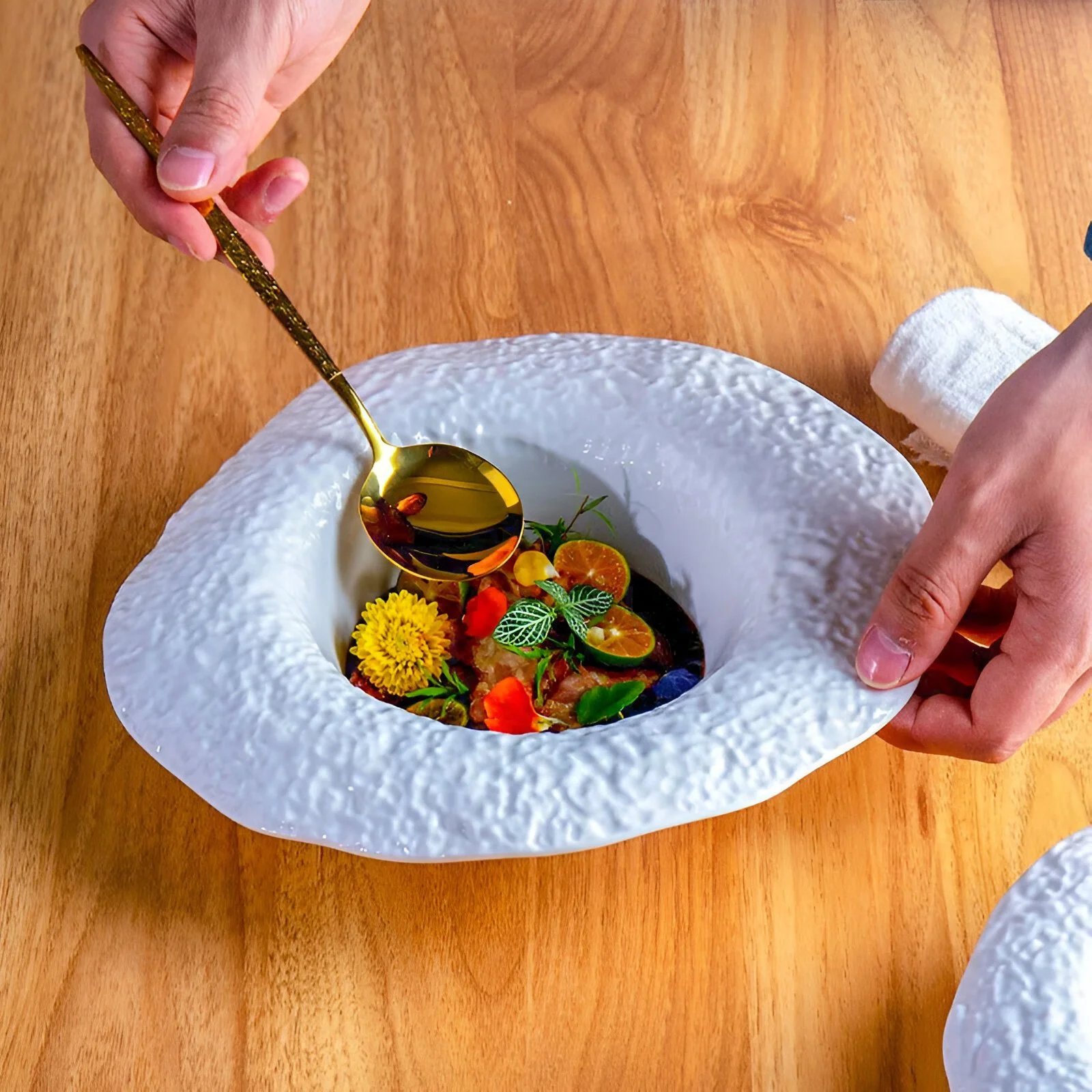 Elegant White Ceramic Steak and Salad Plate – Modern Western Tableware