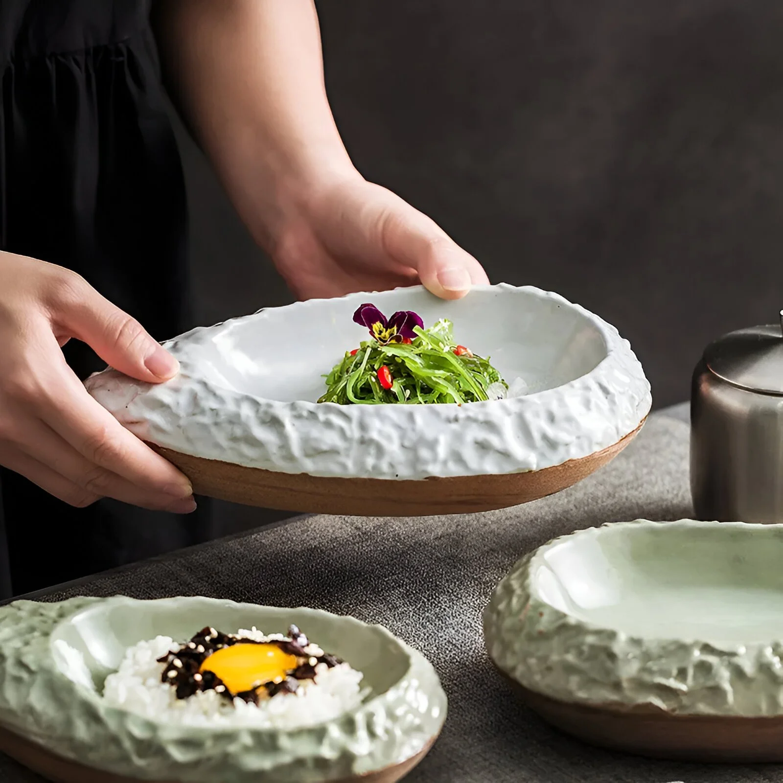 Japanese Sashimi Boat-Shaped Ceramic Plate for One Portion - Elegant Restaurant-Style Plating
